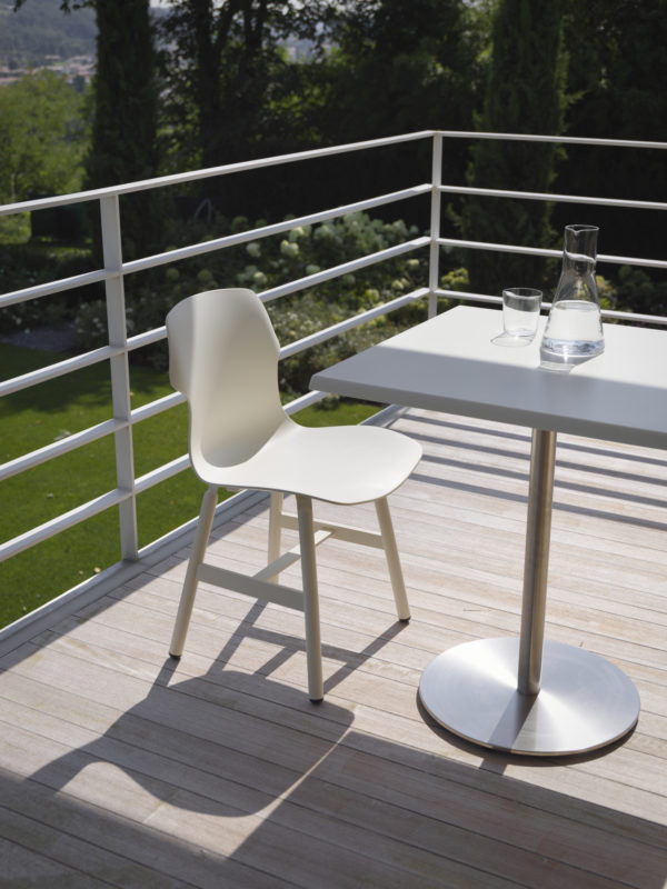 Designer Table_Warehouse furniture_t1 Bistrot by Horm_PopUpDesign